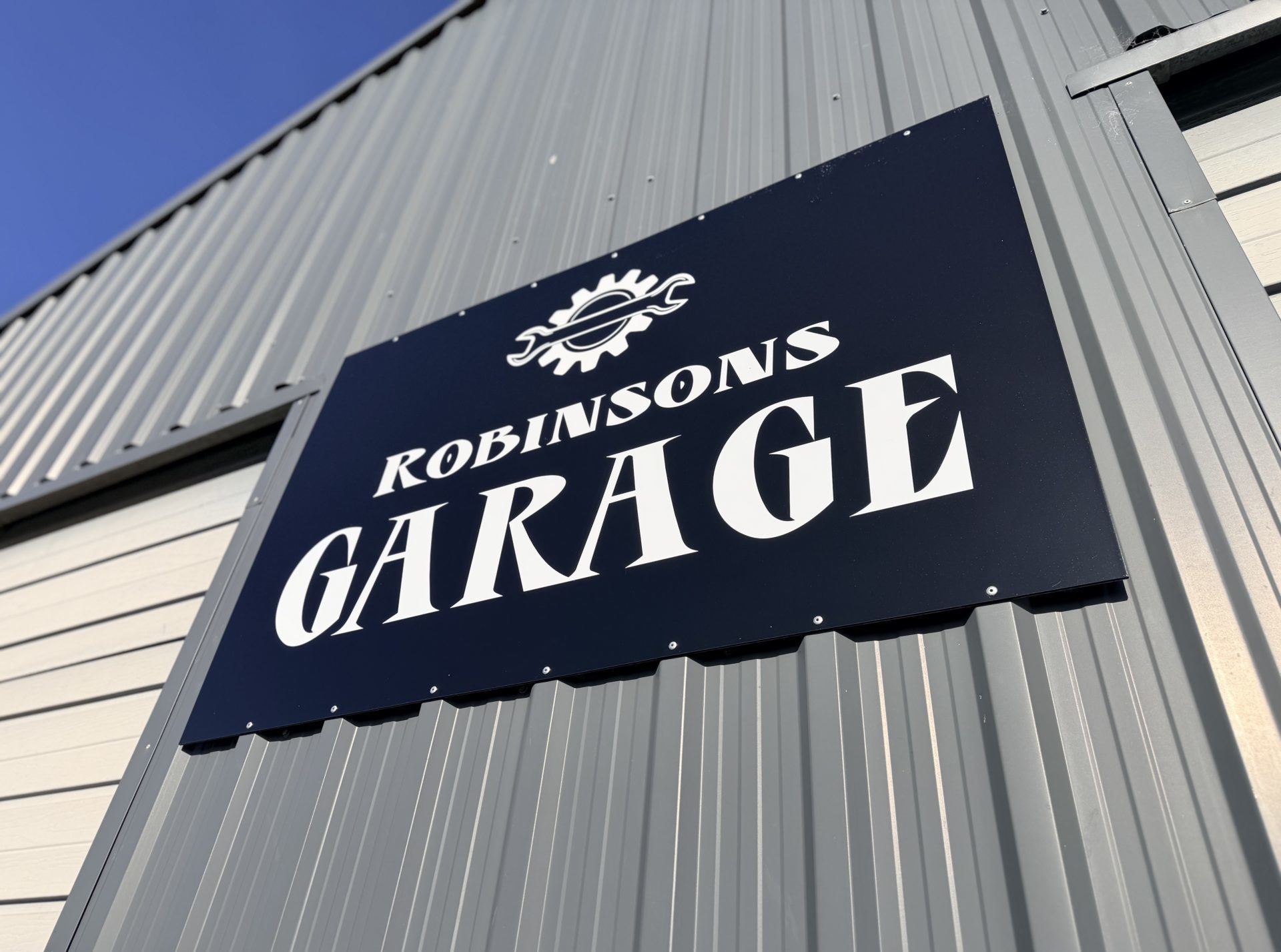 Robinsons garage  local business marketing